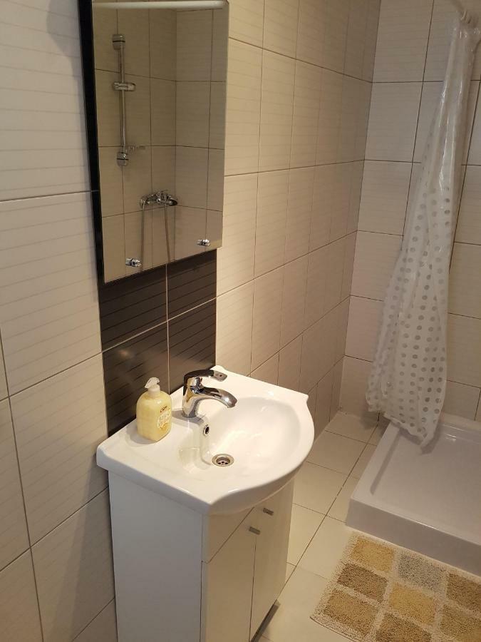 Apartments Mara Нови Винодолски Екстериор снимка